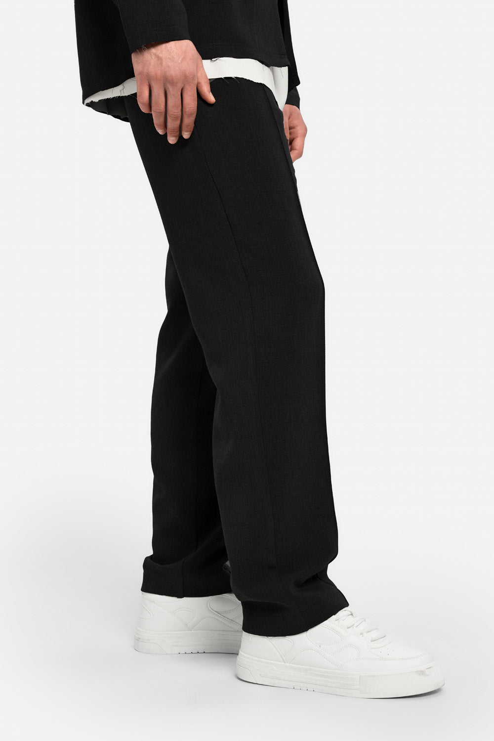 Pantaloni maro din stofa 247