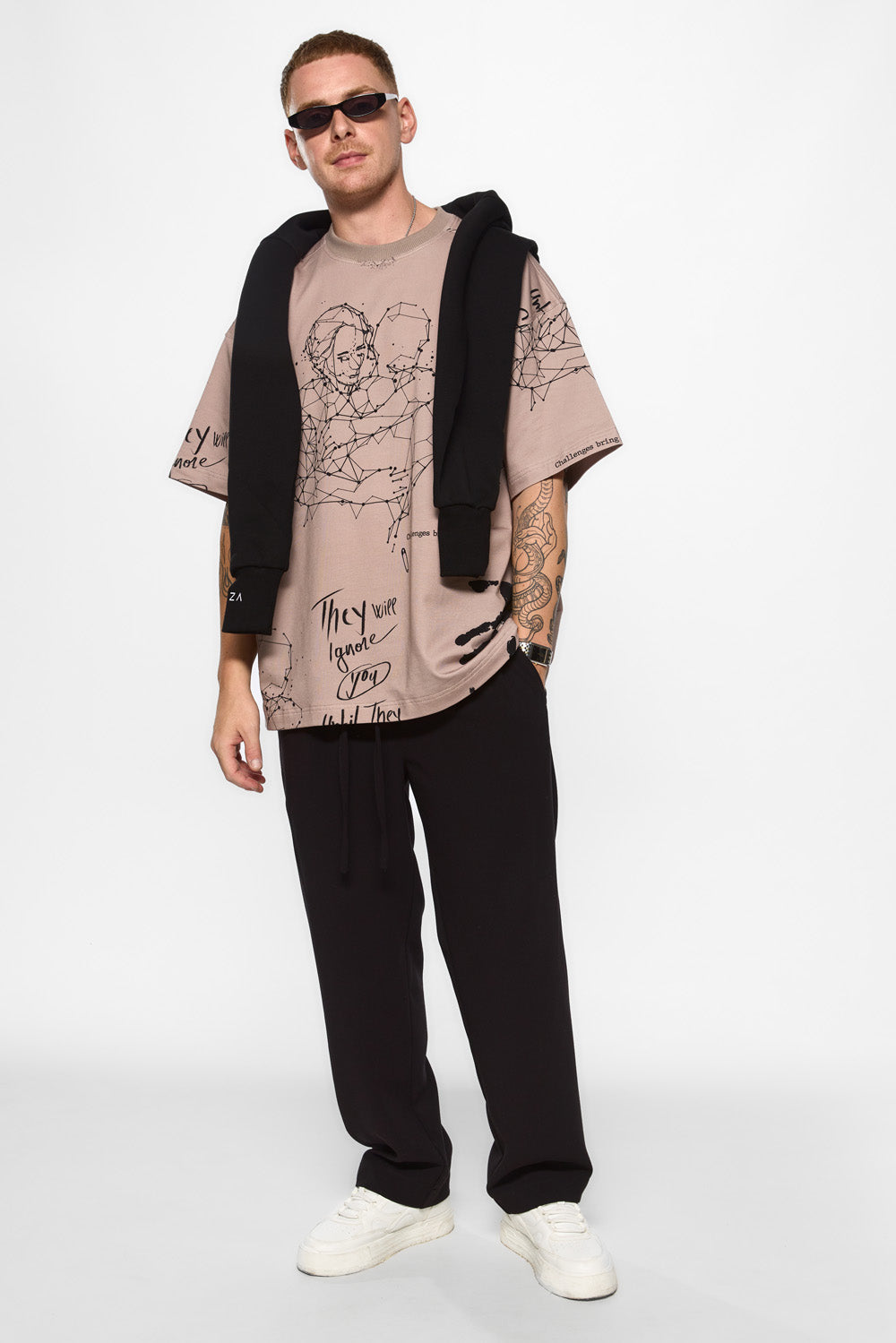 Tricou bej oversized cu imprimeu Tattoo