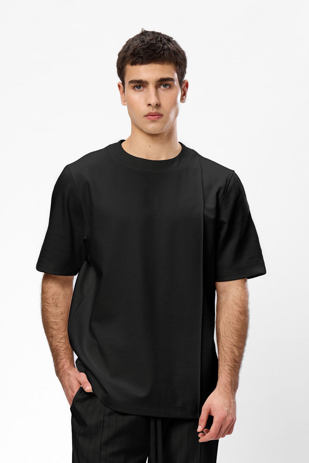 Khan V2 black seam detail T-shirt