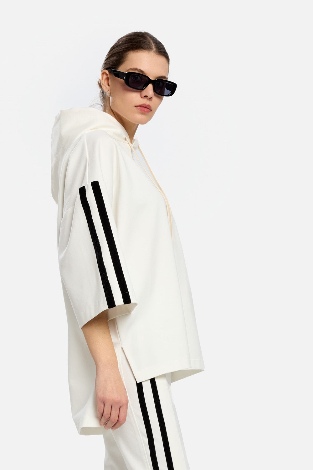 Tricou Oversized cu gluga  off white Vanilla