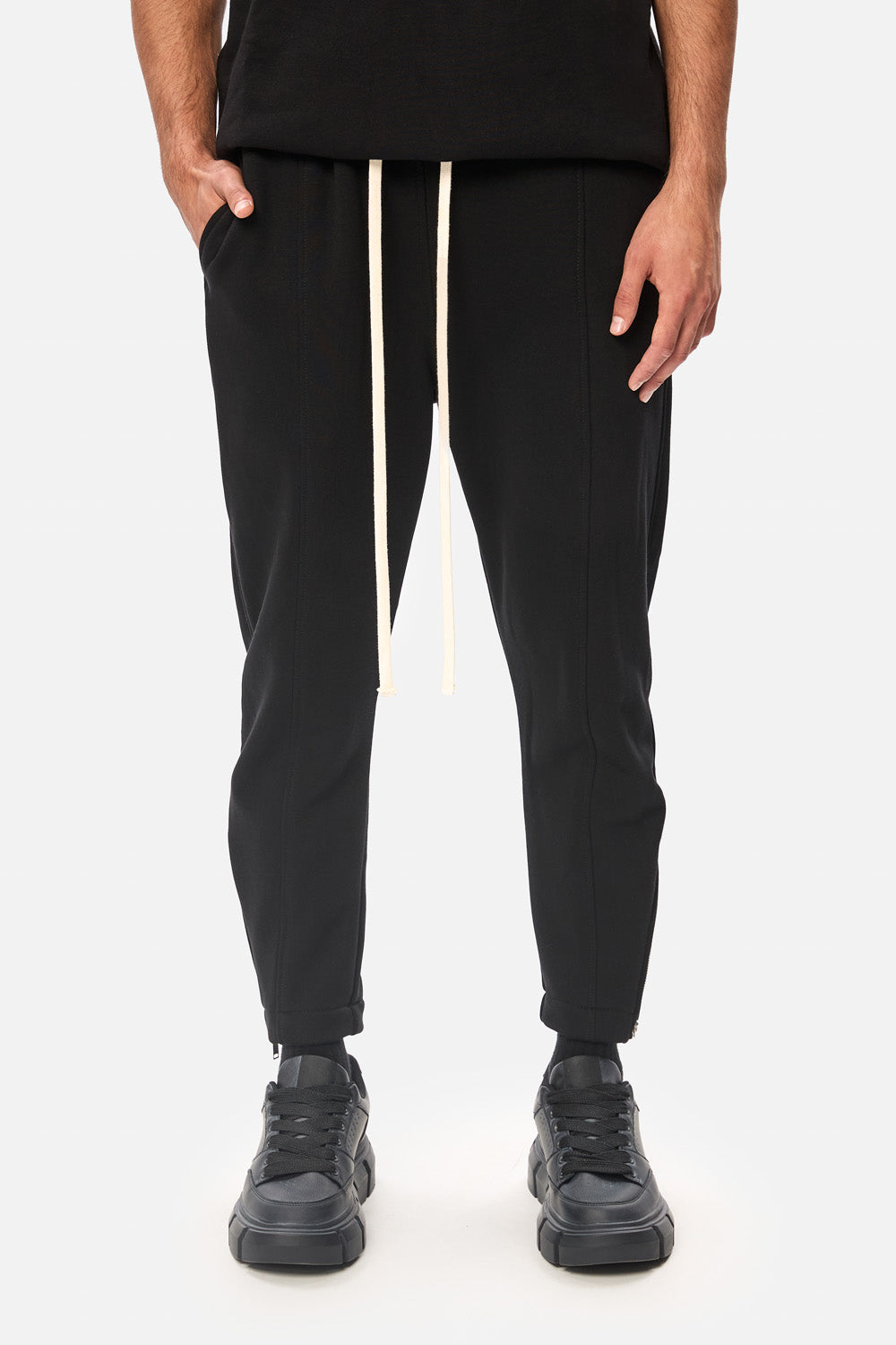 Pantaloni negri de trening cu fermoare Dark