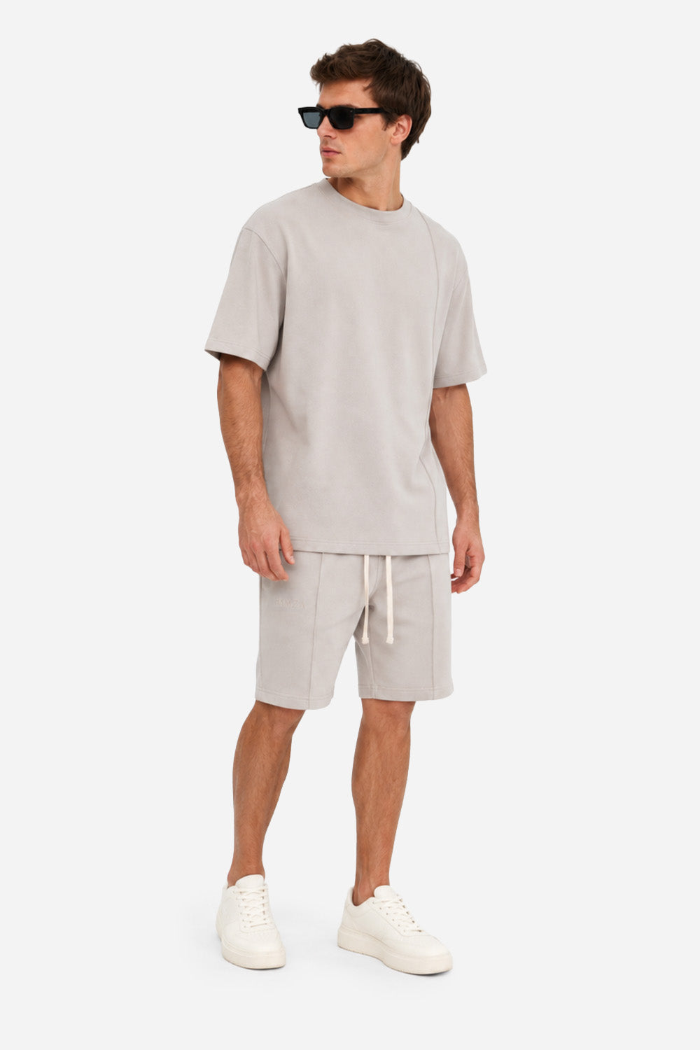 Tricou bărbați Vanilla din vâscoză integrat într-o ținută completă