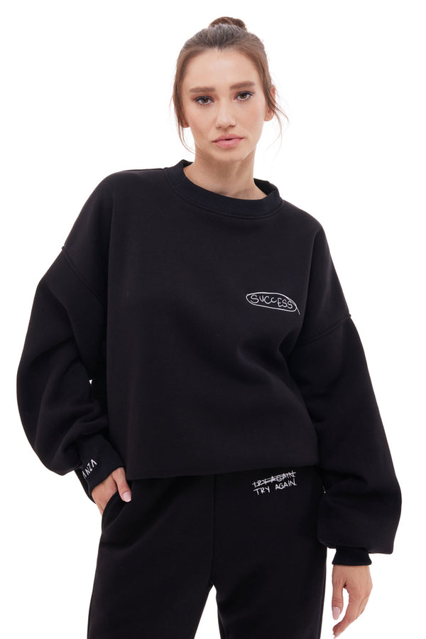 Success embroidered W Sweater
