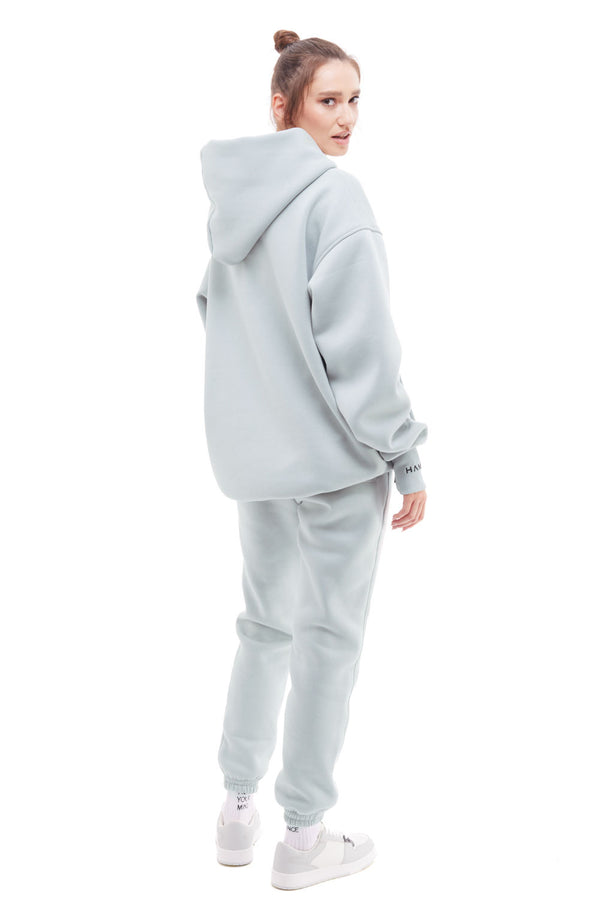 Feels embroidered W Tracksuit